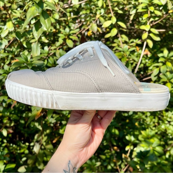 TOMS Casual Lace-Up Shoes - Picture 5 of 12